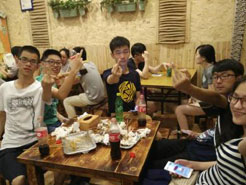 嘉定烧烤加盟,学烧烤技术,开烧烤店多少钱疯狂烤翅加盟